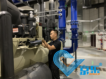 中央空調(diào)不制冷換氟利昂 壓縮機(jī)故障維修 專業(yè)團(tuán)隊(duì)上門檢測